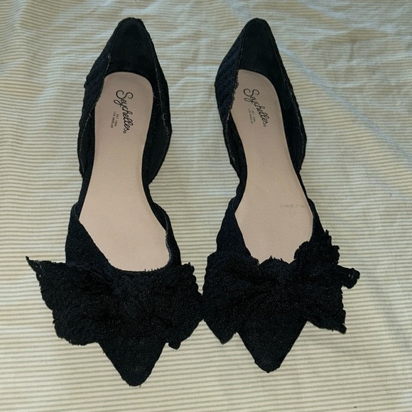 Seychelles Shoes - nwot nor box SEYCHELLES woman flat shoes